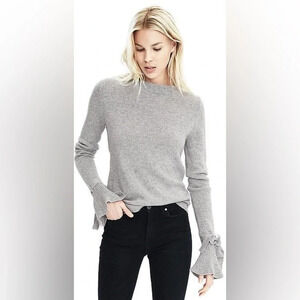 Banana Republic Gray Crew Neck Sweater